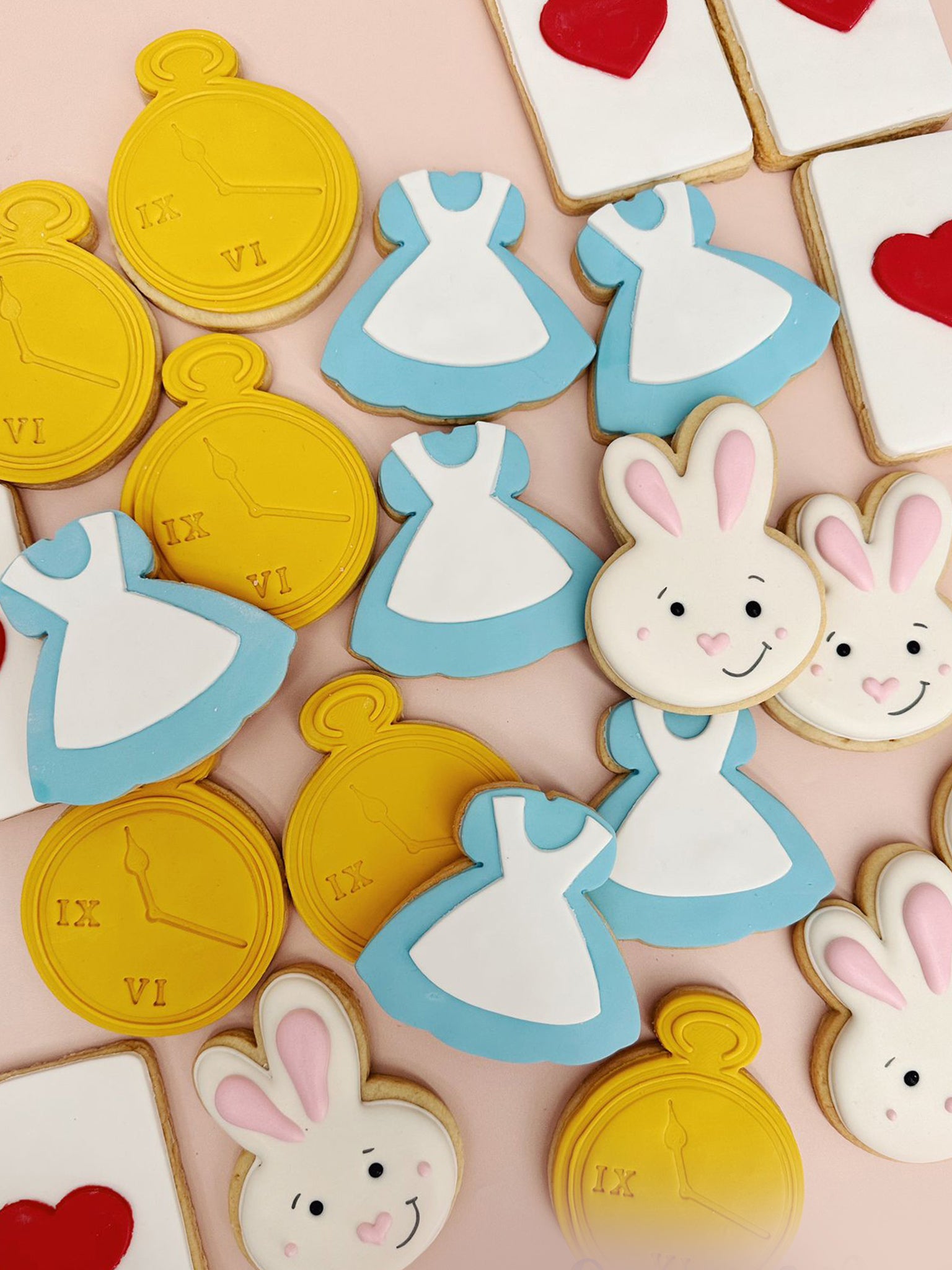 Alice In Wonderland Disney Cookies - Sugar Rush by Steph