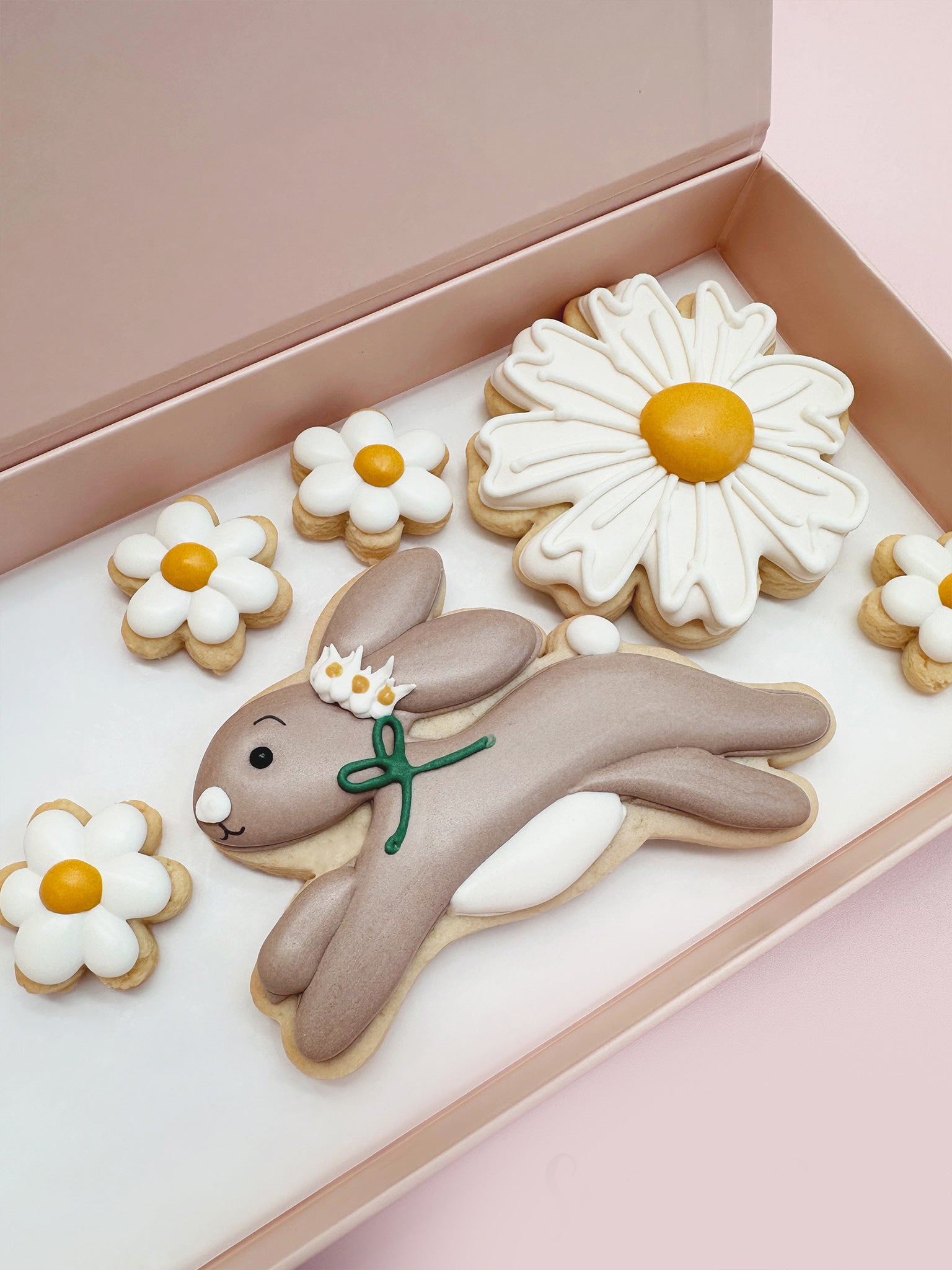 Bunny Bonanza | Royal Icing Flowers & Easter Rabbit Cookies