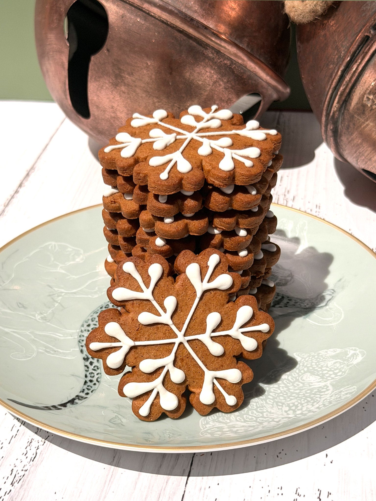 Gingerbread Snowflake Cookies | Royal Icing Christmas Gingerbread Cookie Box