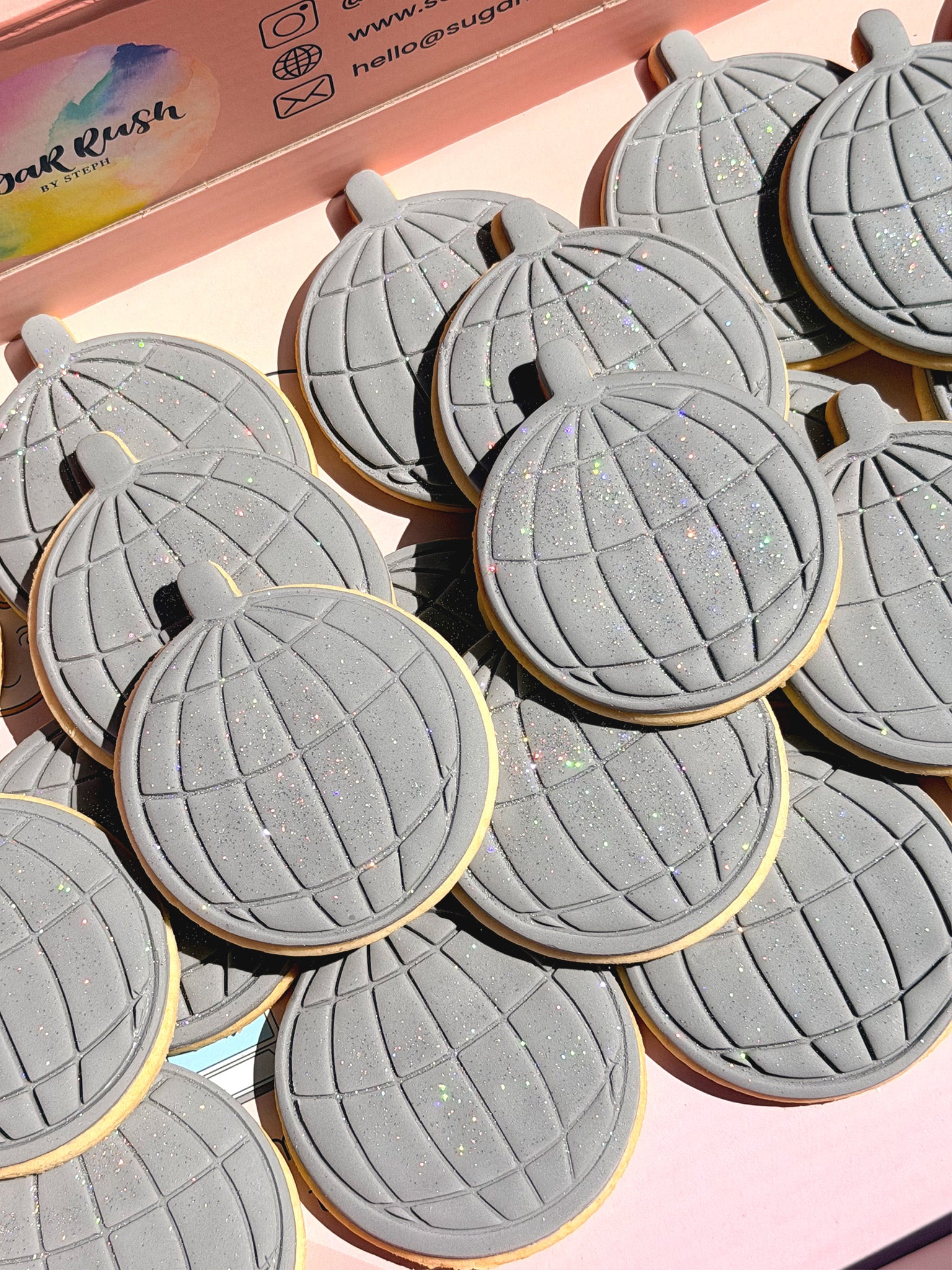 Disco Ball Cookies | Glittery 70's Disco Themed Birthday Party Favours