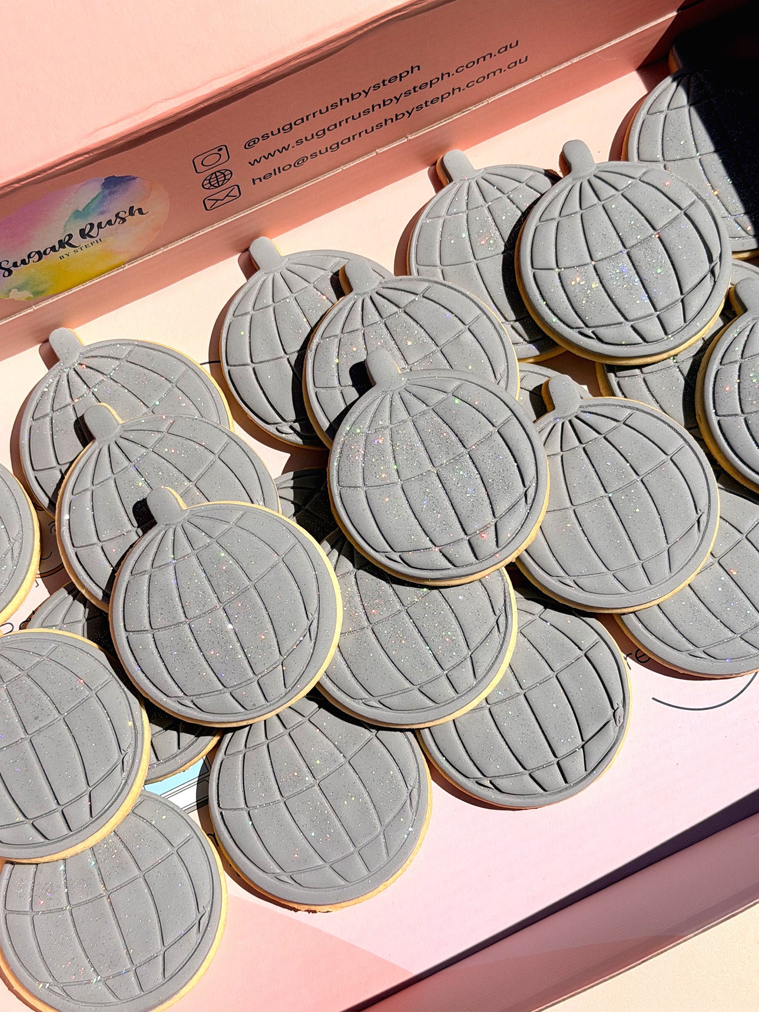 Disco Ball Cookies | Glittery 70's Disco Themed Birthday Party Favours