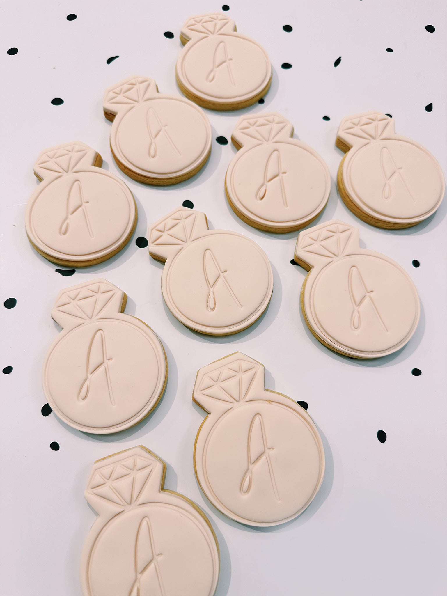 Put A Ring On It! | Customised Cookies for Engagement Parties
