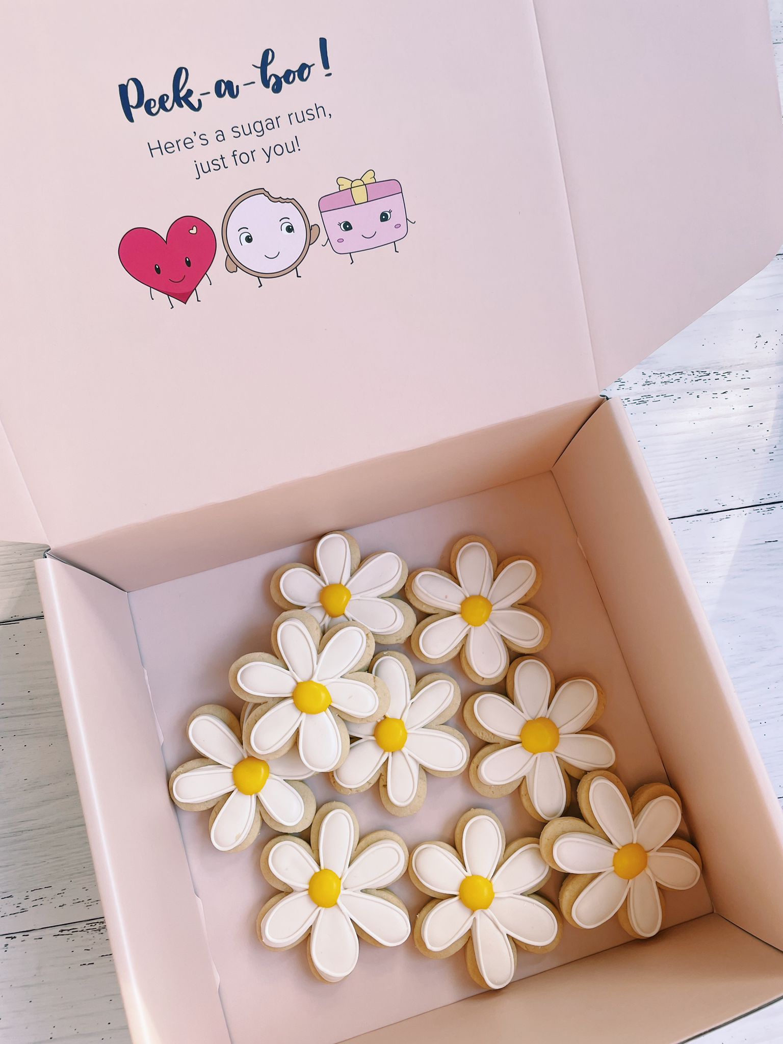 Delicious Daisies Cookies | Cute Daisy Flower Cookies for Spring Events - Sugar Rush by Steph