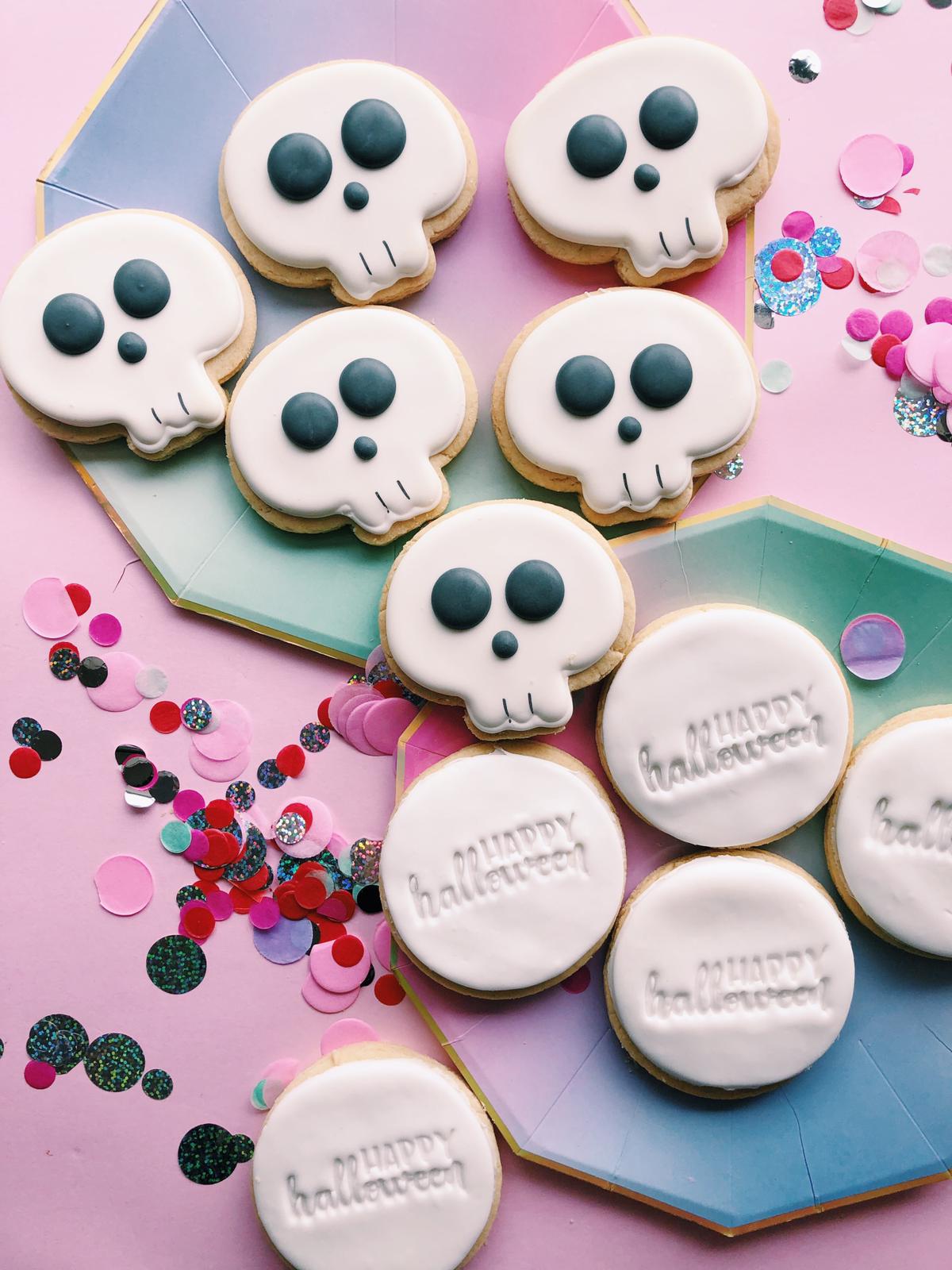 Happy Halloween Skull Cookies | Skeleton Theme Halloween Treats - Sugar Rush by Steph