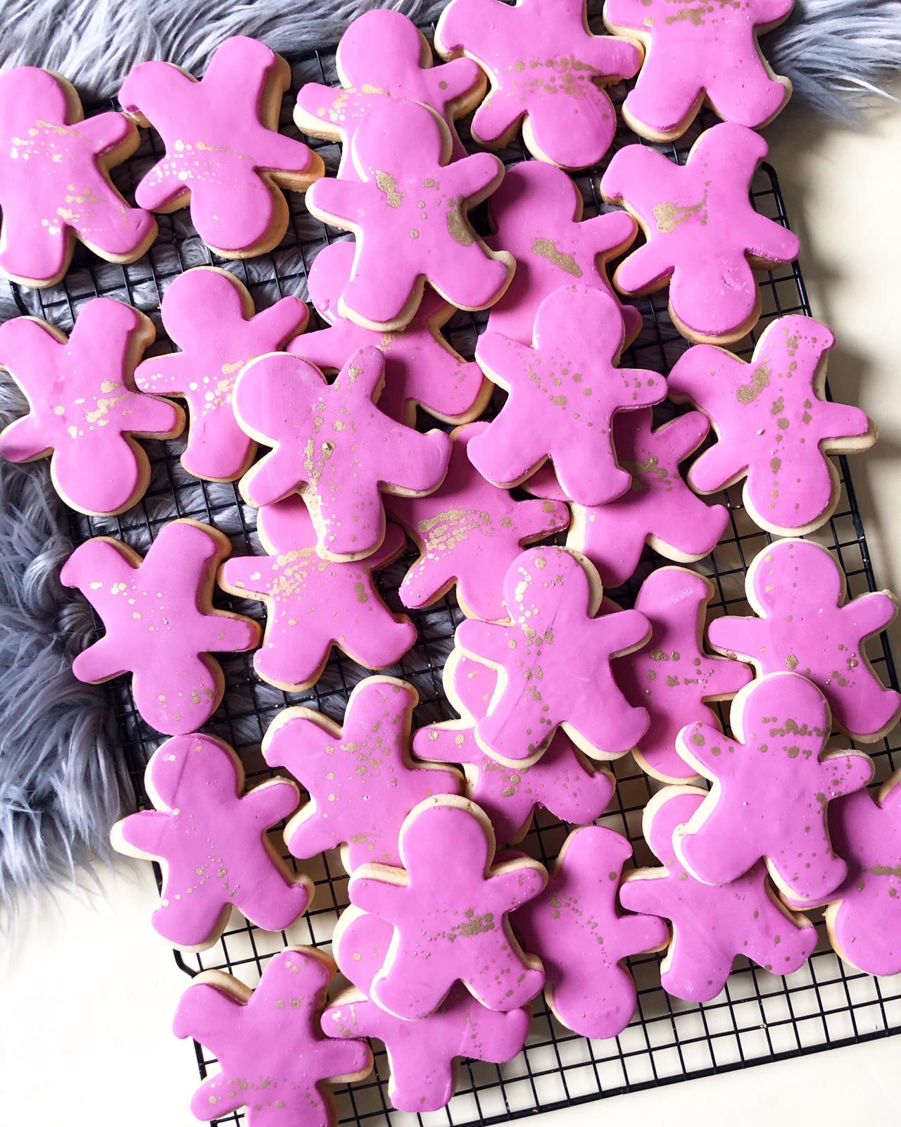 Cute Person Shaped Cookies as Edible Gifts - Sugar Rush by Steph