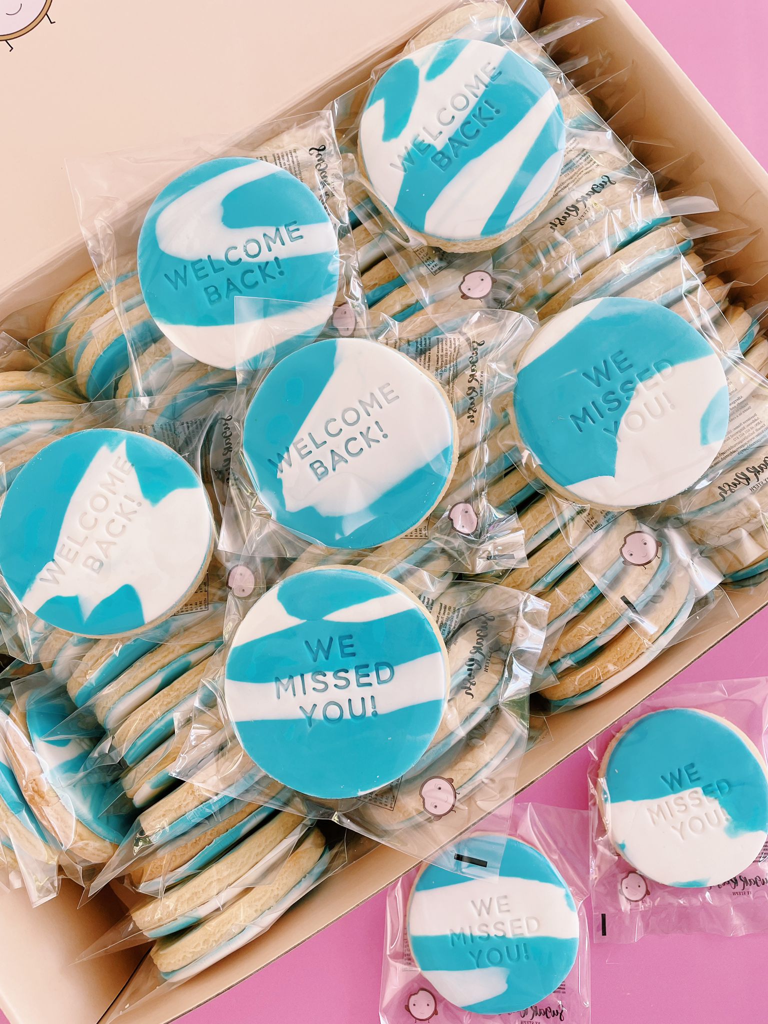Welcome Back Round Cookies | Customisable Cookie Box for Events - Sugar Rush by Steph